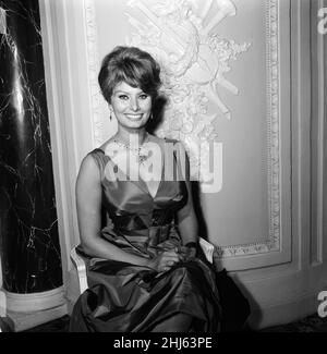 Sophia Loren, qui sera avec Peter Sellers dans la production Dimitri de Grunwald.« The Millionairess » basé sur le jeu de George Bernard Shaw.18th mai 1960. Banque D'Images