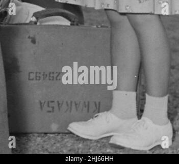 Valise avec nom et numéro d'internee ''K.WAKASA 29493'' le 13 juin 1944 détail, fermeture du Jerome Relocation Centre, Denson, Arkansas.Jerome évacua avec leurs bagages à main ...- Banque D'Images