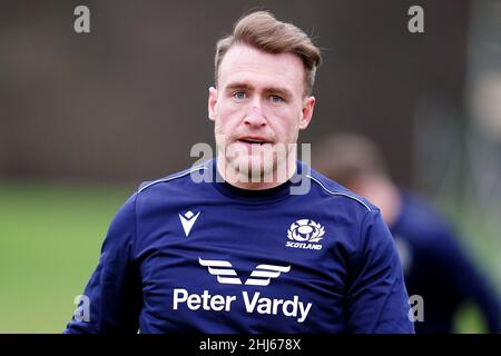 Photo du dossier datée du 25-01-2022 du capitaine de l'Écosse Stuart Hogg.Les attentes en Écosse sont aussi élevées qu'elles l'ont été depuis plusieurs années avant la renaissance de Guinness six Nations.Date d'émission : jeudi 27 janvier 2022. Banque D'Images