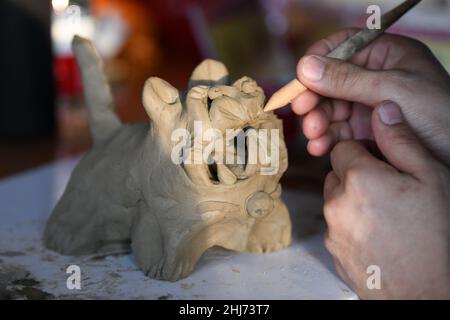 Yakeshi, Yakeshi, Chine.27th janvier 2022.Le 24 janvier 2022, des artistes de Yakeshi en Mongolie intérieure ont créé des œuvres d'art avec des éléments de tigre pour célébrer le Festival de printemps de l'année du tigre.(Image de crédit : © SIPA Asia via ZUMA Press Wire) Banque D'Images