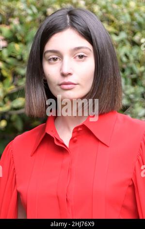 Rome, Italie.26th janvier 2022.Gaia Girace participe à la photocall de la série Rai tv l'amica geniale Storia di chi fugge e di chi resta au jardin de Rai Viale Mazzini.Crédit : SOPA Images Limited/Alamy Live News Banque D'Images