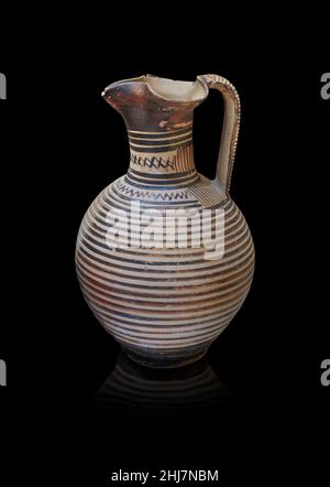 Période géométrique poterie grecque trèfle oinochoe, Nauplion Pronoia grave XXI, 730-700 BC .Musée archéologique de Nafplion...Contre bac noir Banque D'Images