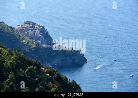 Manarola, un des villages des Cinque Terre sur la Riviera italienne. Banque D'Images