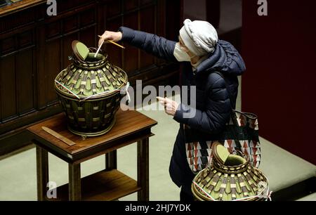 Italie, Rome, 26 janvier 2022 : Parlement italien, Chambre des députés.Troisième vote pour l'élection du Président italien de la République en photo : Emma Bonino photo © Fabio Cimaglia/Sintesi/Alamy Live News Banque D'Images