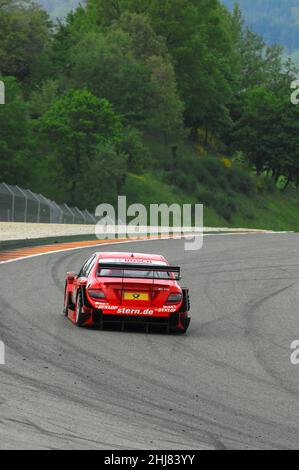 Circuit de Mugello, Italie 2 mai 2008 : Gary Paffett en action avec AMG Mercedes C-Klasse 2007 de l'équipe de sports automobiles Persson pendant la course de DTM à Mugello CIR Banque D'Images