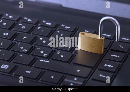 Concept de cyber-attaque et de sécurité contre les virus Banque D'Images