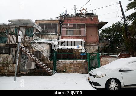 La tempête d'Elpis couvre Jérusalem avec de la neige Banque D'Images