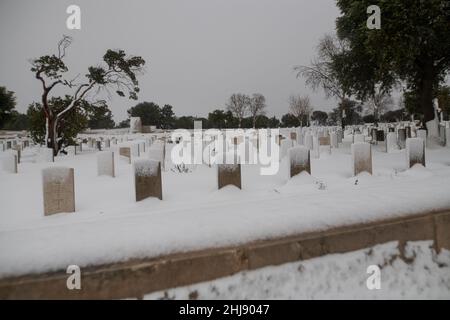 La tempête d'Elpis couvre Jérusalem avec de la neige Banque D'Images