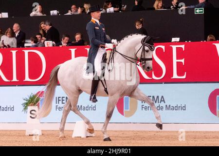 Hans Peter Minderhoud et Zanardi NED de Glock lors de la coupe du monde de la FEI 2019 de Longines, le 30 2019 novembre à Madrid, Espagne Banque D'Images