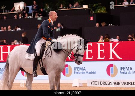 Hans Peter Minderhoud et Zanardi NED de Glock lors de la coupe du monde de la FEI 2019 de Longines, le 30 2019 novembre à Madrid, Espagne Banque D'Images