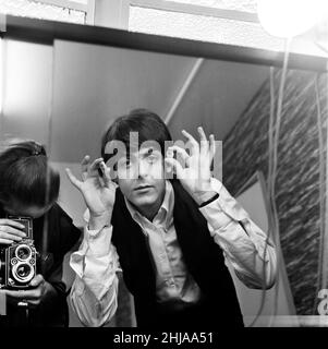 Les Beatles posent pour des photos lors du tournage D'Une nuit de Hard Day au musée Madame Tussauds à Londres, le 12th mars 1964. Banque D'Images