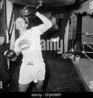 Henry Cooper vu ici en formation au Bellingham pour sa lutte contre Cassius Clay à Wembley.16th juin 1963 Banque D'Images