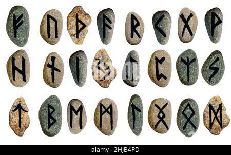 ensemble de l'alphabet viking scandinave runes sur des pierres isolées sur fond blanc Banque D'Images