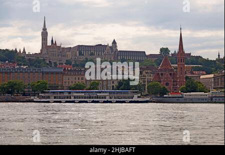 Budapest, Hongrie - 29 mai 2019 : vue sur la ville de l'autre côté du Danube Banque D'Images