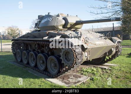 M24 Chaffee American Light Tank avec des marques françaises. Bovington Tank Museum, Dorset, Royaume-Uni Banque D'Images