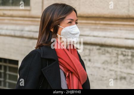 Rome, 27 janvier 2021 Mara Carfagna, née Maria Rosaria Carfagna, est une femme politique italienne, ancienne mannequin et danseuse,Ministre de la cohésion Sud et territoriale du gouvernement Draghi depuis le 13 février 2021. Lors du quatrième jour de vote pour l'élection du chef de l'État italien Banque D'Images