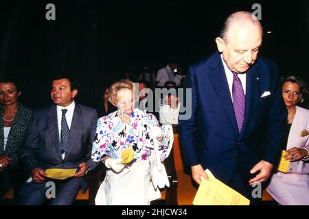 Archives 90ies : Raymond barre, Maire de Lyon, assiste à la cérémonie à la basilique de Fourvière, Lyon, France, 1995 Banque D'Images