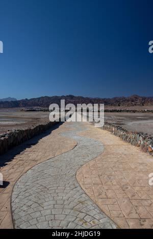 Chemin vers la plage de kitesurf à Dahab Banque D'Images