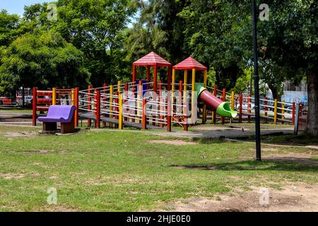 Terrain de jeu à Buenos aires, Argentine sans personnes le jour ensoleillé Banque D'Images