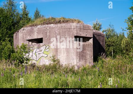 Un bunker sur la ligne Staline dans le district de Minsk (Biélorussie).La ligne des fortifications le long de la frontière occidentale de l'Union soviétique (URSS).Construire Banque D'Images