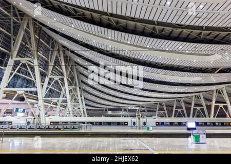 Beijing, Chine - 29 septembre 2019 : train à grande vitesse de la gare de Beijingnan South à Beijing, Chine. Banque D'Images