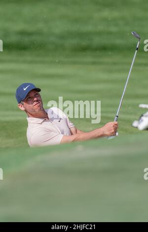 Paul Casey de l'Angleterre passe au vert au dixième trou lors de la ronde 3 du DP World Tour Slync.io Dubai Desert Classic 29 au Emirates Golf Club, Dubaï, Émirats Arabes Unis, le 2022 janvier 2022.Photo de Grant Winter.Utilisation éditoriale uniquement, licence requise pour une utilisation commerciale.Aucune utilisation dans les Paris, les jeux ou les publications d'un seul club/ligue/joueur.Crédit : UK Sports pics Ltd/Alay Live News Banque D'Images