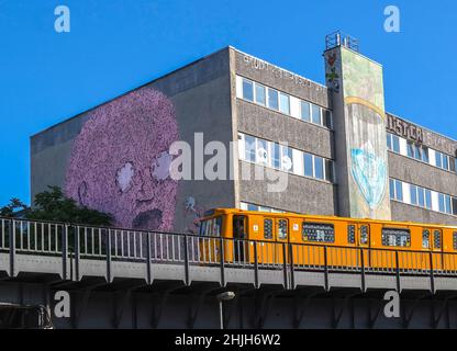 Berlin, Kreuzberg, Oberbaumbrücke nach Schlesisches Tor Banque D'Images