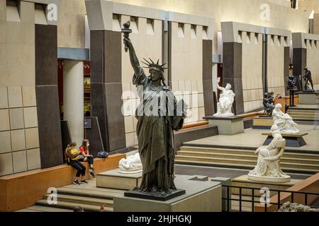 France.Paris (75) (quartier 7th) Musée d'Orsay.Dans l'allée centrale des sculptures : la liberté, par Frédéric-Auguste Bartholdi (également connu sous le nom de liberté Banque D'Images
