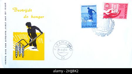 Lettre de couverture du premier jour avec timbres-poste annulés, qui favorise la liberté de la faim, vers 1963. Banque D'Images