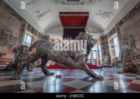 Lion d'argent dans la salle du Chevalier au château de Rosenborg - Copenhague, Danemark Banque D'Images