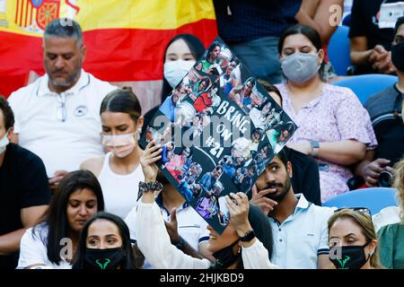 Melbourne, Australie, 30th janvier 2022.Les fans espagnols lors de la finale masculine au Grand Chelem de tennis ouvert australien 2022 à Melbourne Park.Crédit photo: Frank Molter/Alamy Live News Banque D'Images