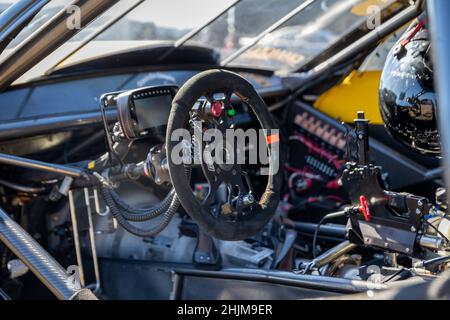 Bradenton, Floride, États-Unis.30th janvier 2022.Les championnats américains nationaux, les courses de dragsters et les courses de rancune de Winter session Pro, ainsi que les séances ouvertes sur une piste de dragsters de 400 mètres.Ultra Street, Limited Drag Radial, Pro Outlaw 632, Precision Shaft technologies X275, Pro Line Racing, M&M. transmission.L'événement a été annulé en raison d'une anomalie du temps froid en Floride.Credit: Yaroslav Sabitov/YES Market Media/Alay Live News Banque D'Images