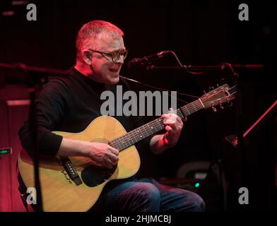 Glasgow, Écosse, Royaume-Uni.30th janvier 2022 le concert Frets à St Luke's au Celtic Connections Festival à Glasgow.Cette gamme d'années présente James Grant (Amour et argent), Norman Blake (BMX bandits) et Bernard Butler (Suede).Norman Blake en photo.Crédit: Chris McNulty/Alay Live News Banque D'Images