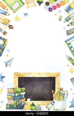 Whimsical retour à l'école, l'étude, l'apprentissage et l'éducation liés bannière verticale, carte avec aquarelle articles de papeterie blocs-notes, fournitures d'art cadre Banque D'Images