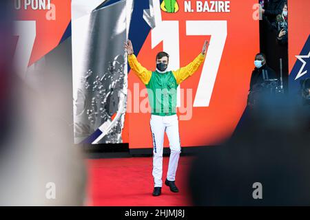 Paris, France.30th janvier 2022.Jockey/pilote Nicolas Bazire sur 'Pavdson du Pont' lors de la course hippique de légende du Grand Prix d'Amérique ZEturf, à l'Hippodrome de Vincennes, près de Paris, France, le 30 janvier 2022.Crédit : Victor Joly/Alamy Live News Banque D'Images