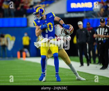 San Francisco 49ers cornerback Ambry Thomas (20) warms up before an NFL  football game against the New Orleans Saints, Sunday, Nov.27, 2022, in  Santa Clara, Calif. (AP Photo/Scot Tucker Stock Photo - Alamy