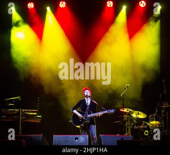 Wetzlar, Allemagne. 30th mars 2018. Sharron Levy, auteur-compositeur-interprète originaire d'Israël, a déménagé à Salzbourg, en Autriche. Soutien de l'ACT pour Bonnie Tyler, concert de tournée à Rittal-Arena Wetzlar. Crédit: Christian Lademann / LademannMedia Banque D'Images