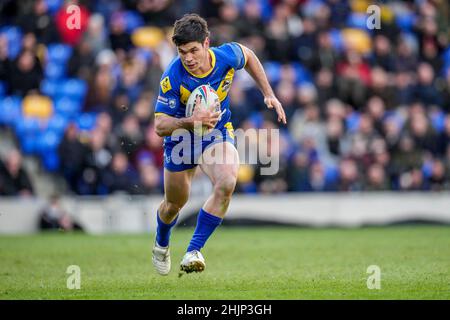 Wimbledon, Royaume-Uni.19th janvier 2022.Dean PARATA (9) des London Broncos lors du match de championnat de Betfred entre London Broncos et Widnes Vikings au Cherry Red Records Stadium, Plough Lane, Wimbledon, Angleterre, le 30 janvier 2022.Photo de David Horn.Crédit : Prime Media Images/Alamy Live News Banque D'Images