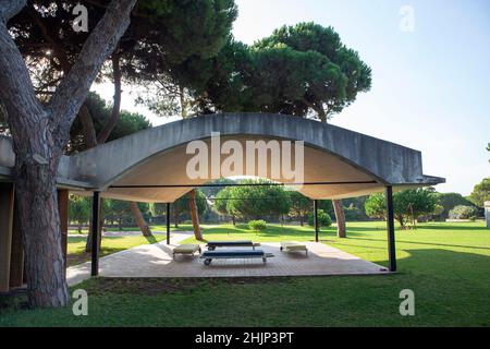 Casa Gomis par l'architecte Antoni Bonet Castellana, situé à El Prat de Llobregat (Barcelone).Également connu sous le nom de la Ricarda. Banque D'Images