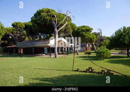 Casa Gomis par l'architecte Antoni Bonet Castellana, situé à El Prat de Llobregat (Barcelone).Également connu sous le nom de la Ricarda. Banque D'Images