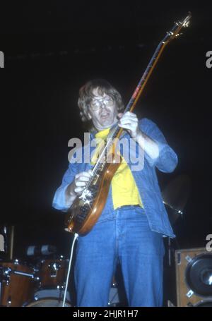 The Graful Dead Performing in 1977 Credit: Jeffrey Mayer / Rock Negative / MediaPunch Banque D'Images