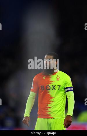 Cardiff, Royaume-Uni.30th janvier 2022.Lewis Grabban de la forêt de Nottingham regarde dessus.Match de championnat EFL Skybet, Cardiff City et Nottingham Forest au Cardiff City Stadium de Cardiff, pays de Galles, le dimanche 30th janvier 2022. Cette image ne peut être utilisée qu'à des fins éditoriales.Utilisation éditoriale uniquement, licence requise pour une utilisation commerciale.Aucune utilisation dans les Paris, les jeux ou les publications d'un seul club/ligue/joueur. photo par Andrew Orchard/Andrew Orchard sports Photography/Alamy Live News crédit: Andrew Orchard sports Photography/Alamy Live News Banque D'Images