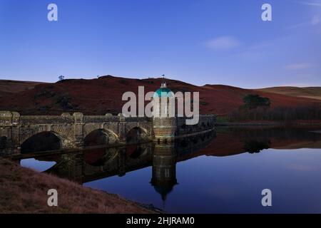 Barrage Craig Goch dans la vallée d'Elan. Banque D'Images