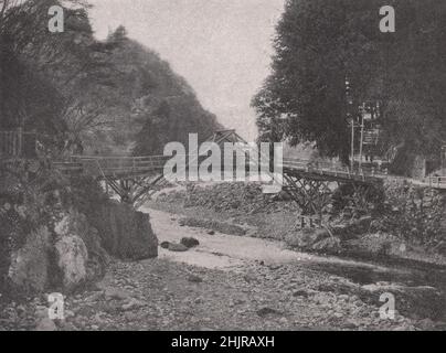 Pont sacré à Nikko, un centre religieux du Japon (1923) Banque D'Images