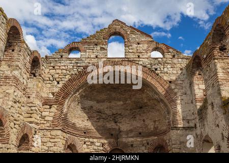 Église de Saint Sofia également appelée Old Bishopric dans la station de Nesebar sur la côte de la mer Noire, située dans la province de Burgas, Bulgarie Banque D'Images