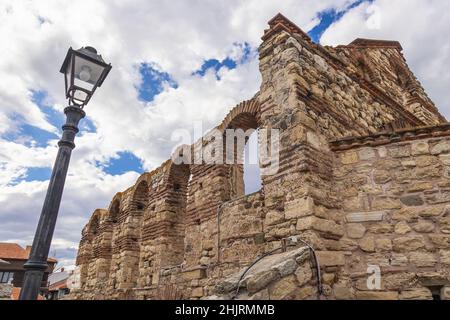Ruines de l'église de Saint Sofia également appelé Old Bishopric dans la station de Nesebar sur la côte de la mer Noire, situé dans la province de Burgas, Bulgarie Banque D'Images