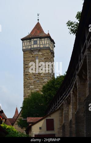 C'est une tour d'observation à Rothenburg, en Allemagne. C'est l'un des trois murs d'origine restants en Allemagne et a défendu la ville contre de nombreux atacks. Banque D'Images