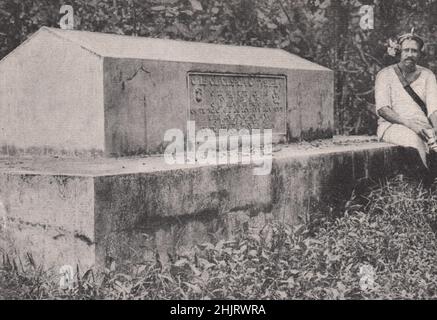 Tombe de Robert Louis Stevenson sur le mont Vaea, Upolu. Samoa (1923) Banque D'Images