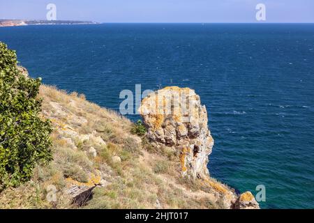 Rochers du cap de Kaliakra dans la région sud de Dobruja, sur la côte nord bulgare de la mer Noire Banque D'Images