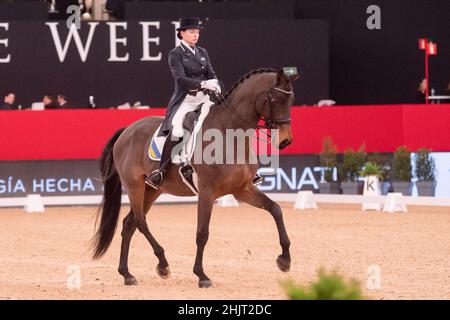 Inna Logotenkova (UKR) et Fleraro (DWB) lors de la coupe du monde de la FEI de Longines le 29 2019 novembre à la semaine du cheval de Madrid, Espagne Banque D'Images